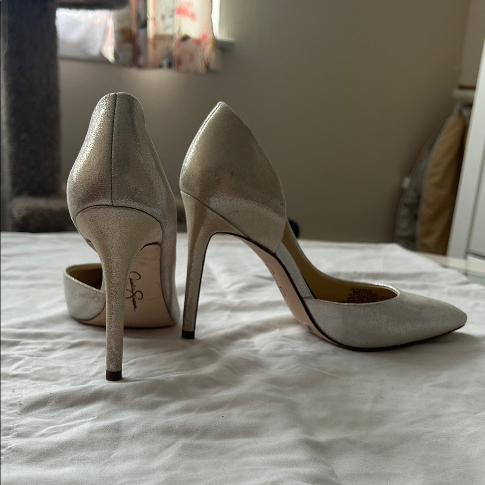 Jessica Simpson Shimmering Silver Heels - Picture 2 of 2